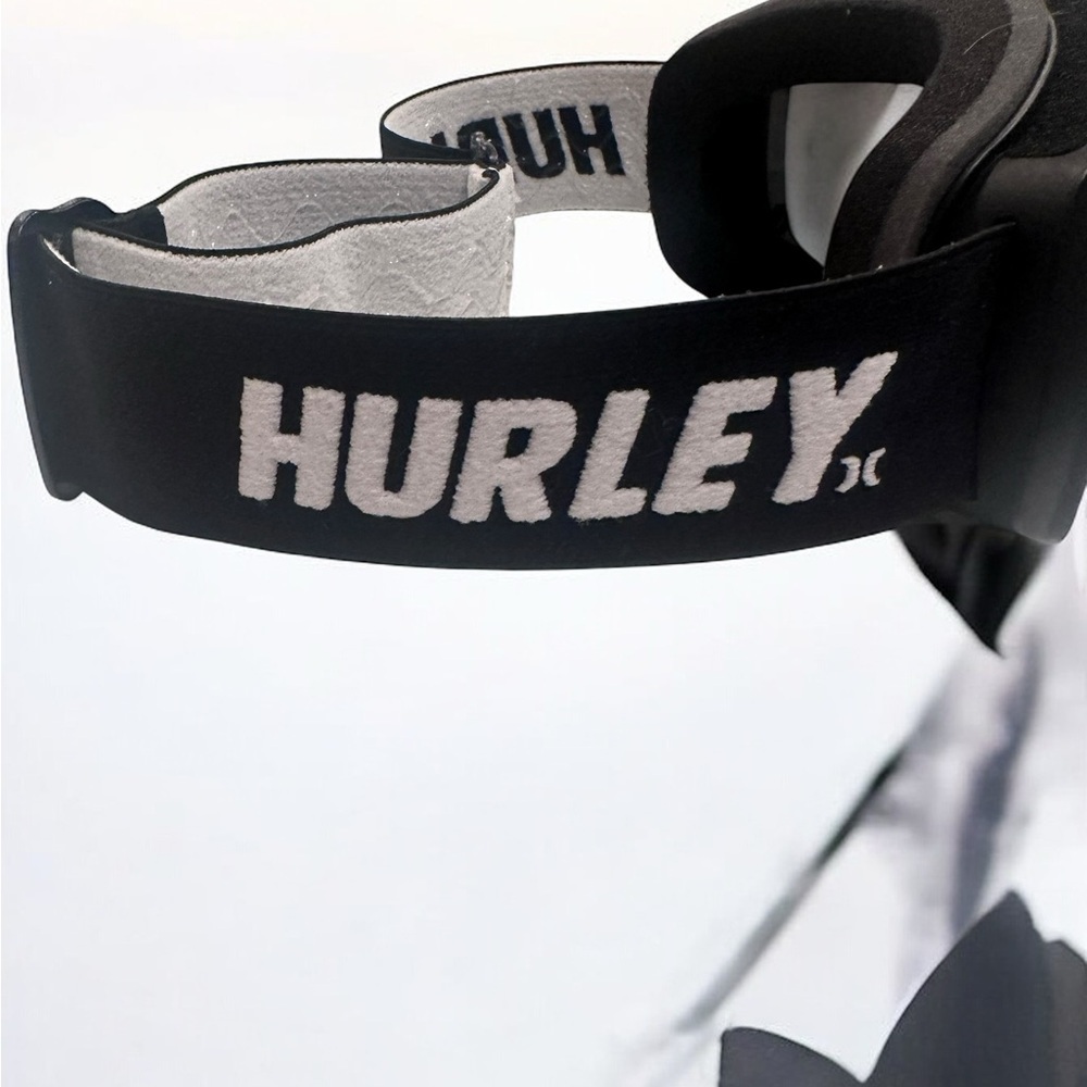 NWOT Hurley Black Ski and Snowboard Googles Adult - Picture 4 of 6
